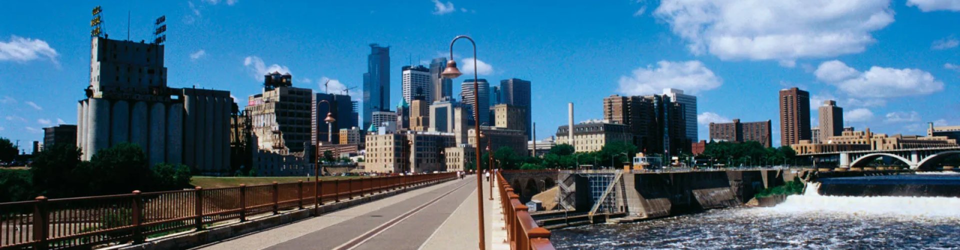 Minneapolis cityscape sunset